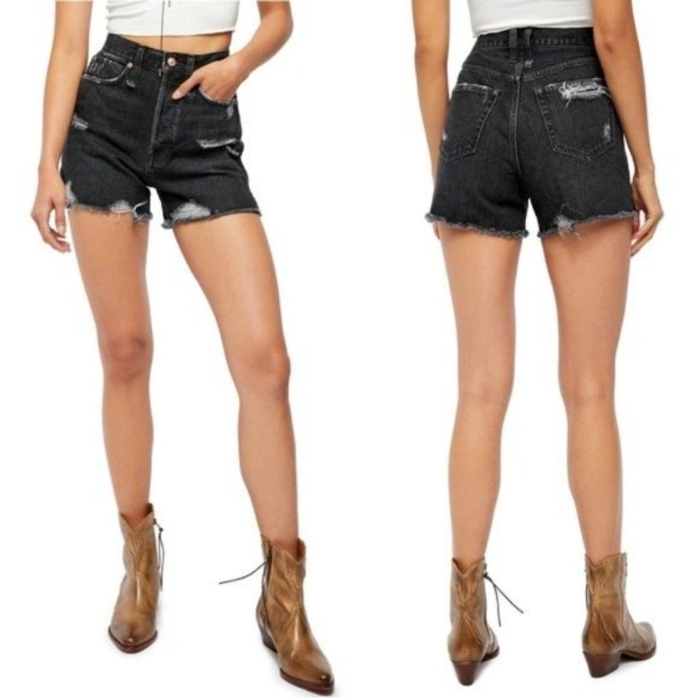 Free People NWT Makai Distressed Cut-Off Shorts in Black - Picture 11 of 12